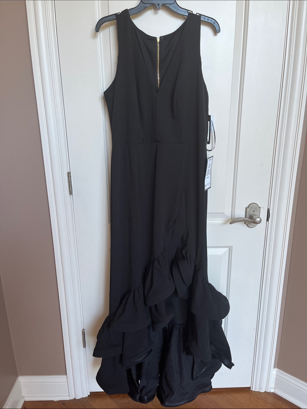 Betsy & Adam Black Sleeveless Ruffle-Hem Maxi Dress